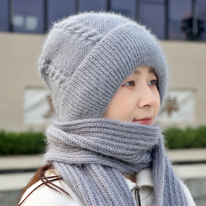 Bonnet et écharpe tricotés d'un seul tenant
