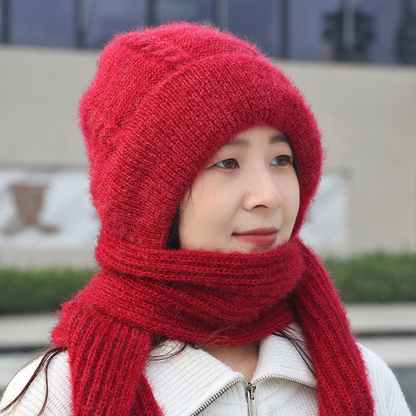 Bonnet et écharpe tricotés d'un seul tenant